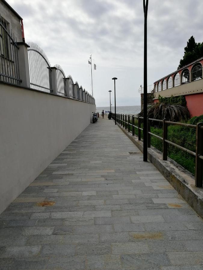 Music & Beach Savona Exterior photo