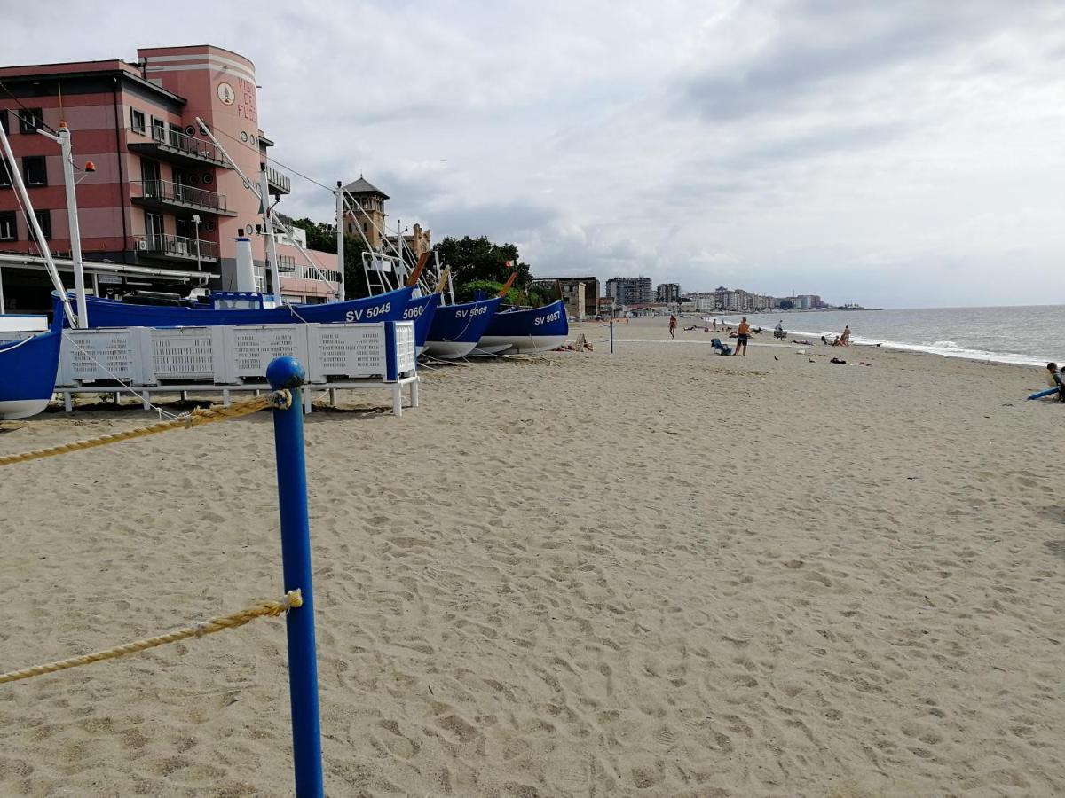 Music & Beach Savona Exterior photo